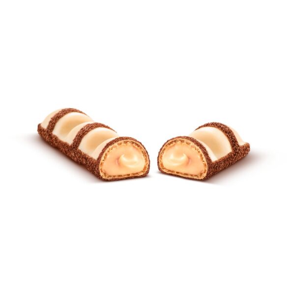 Kinder Bueno White Chocolate & Hazelnut Wafer Biscuit Snack Bar 39g